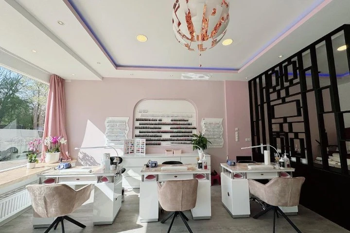 2B nails&lashes – Eilbek, Hamburg