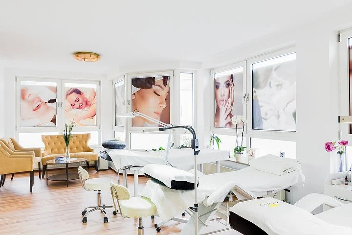 ANH Nails& beauty – Braunsfeld, Köln