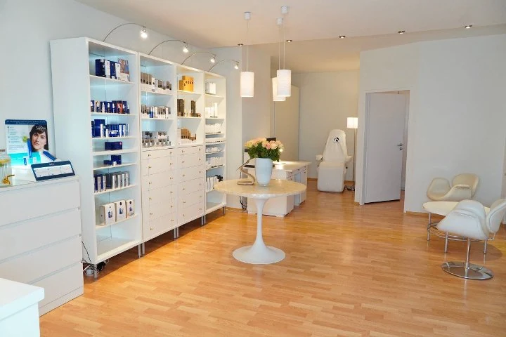 Ariane Wagner Cosmetics – Foto 1