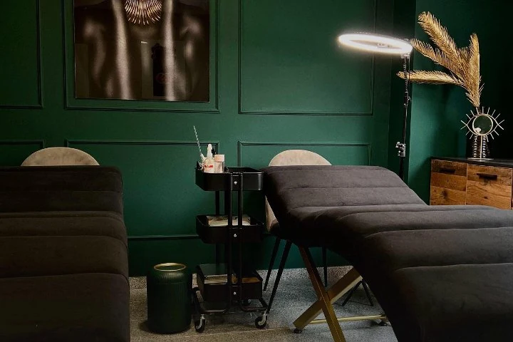 AVE EVA Beauty Studio & Academy – Friedrich-Engels-Allee, Wuppertal