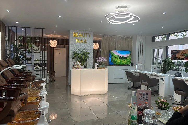 Cryomotion Nagelstudio – Maillingerstraße, München