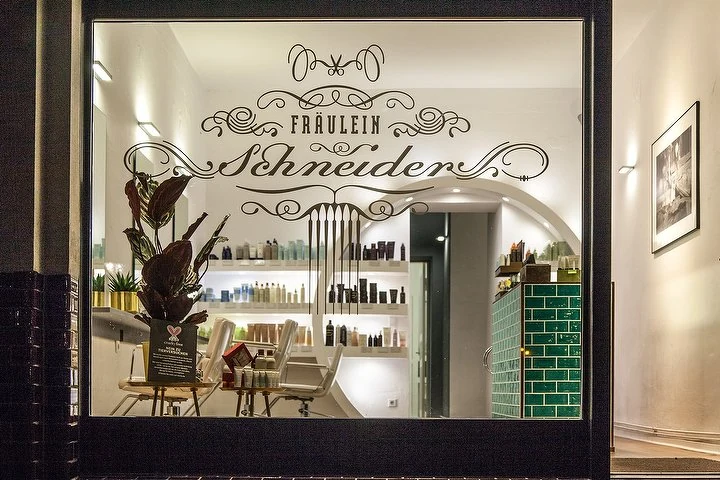 Fräulein Schneider – Prenzlauer Berg, Berlin