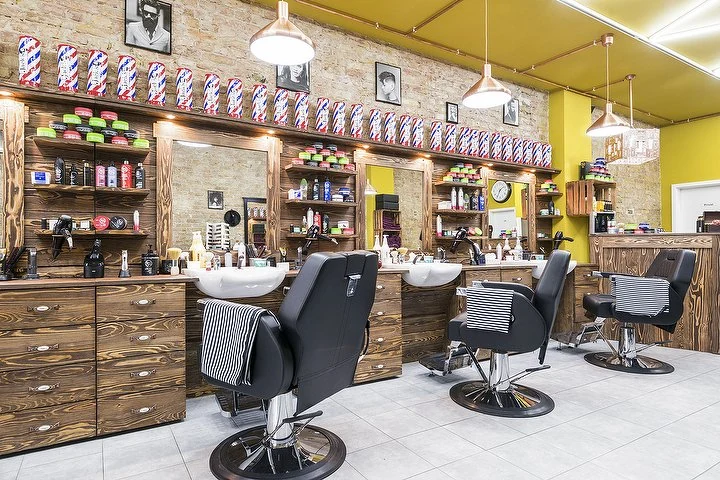 Friseur & Barbershop La Bella – Friedrichshain, Berlin