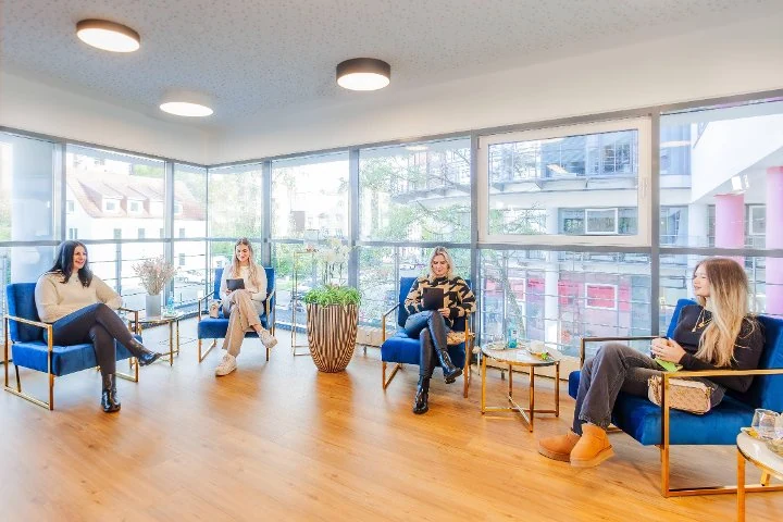 glow up clinic – Foto 1