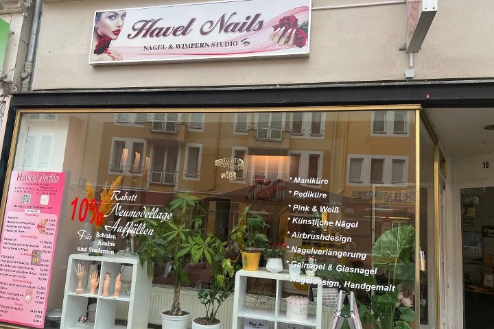Havel nails – Spandau Altstadt, Berlin
