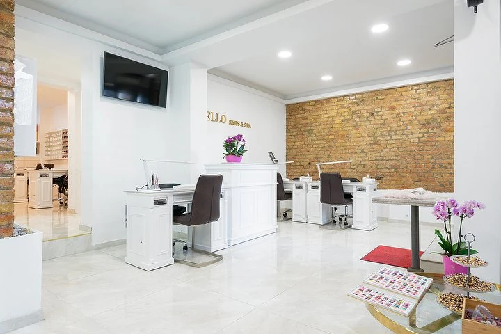 Hello Nails & Spa – Kreuzberg, Berlin