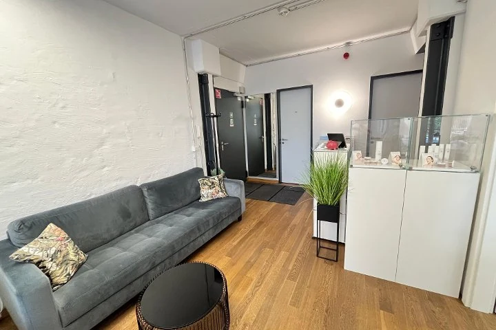 Jade Beauty Academy – Foto 1