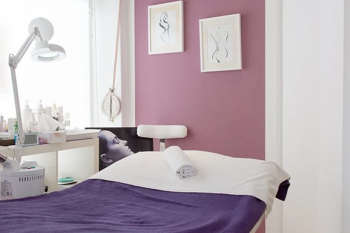 Kosmetik Noster – Tegel, Berlin