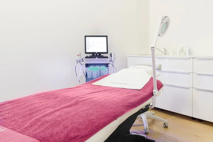 Kosmetikstudio Julia Gaun – Neustadt-Nord, Köln