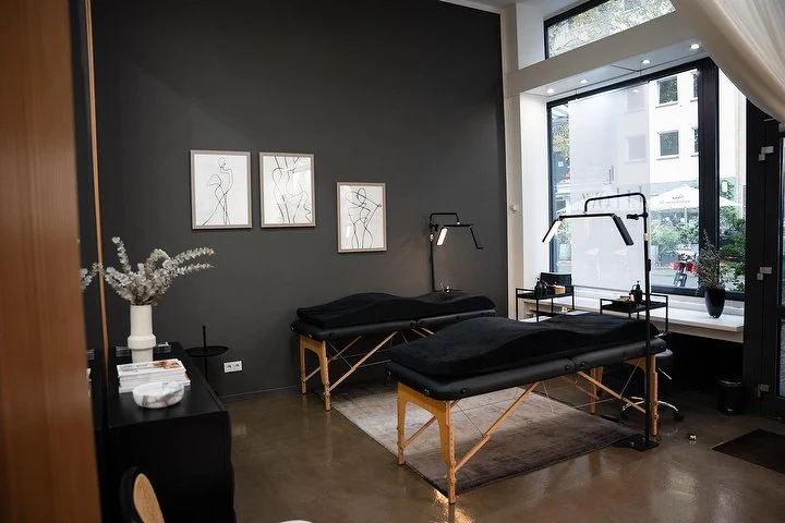 Li Lová Cosmetics – Altstadt-Süd, Köln