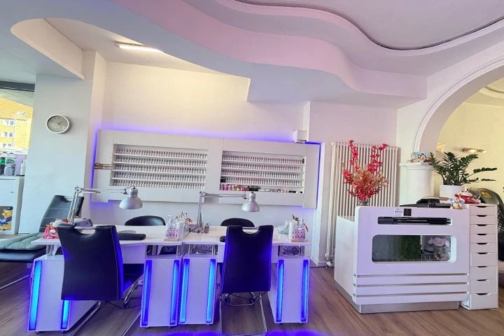 Luli Nails & Lashes Hamburg – Eilbek, Hamburg