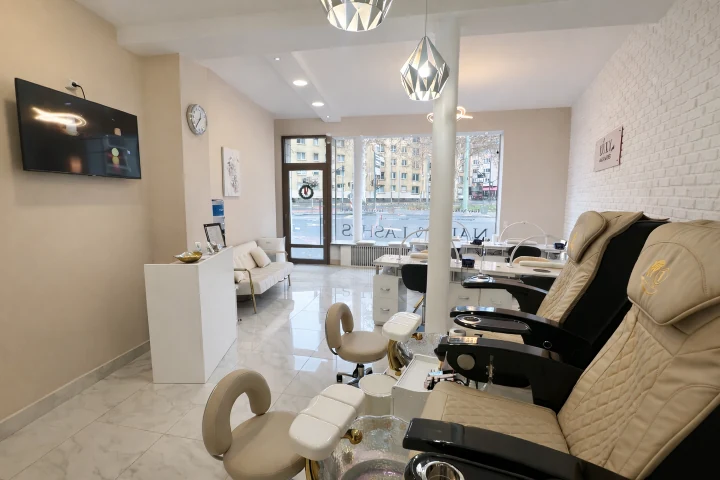 LUXY Nails & Lashes – Ostend, Frankfurt am Main