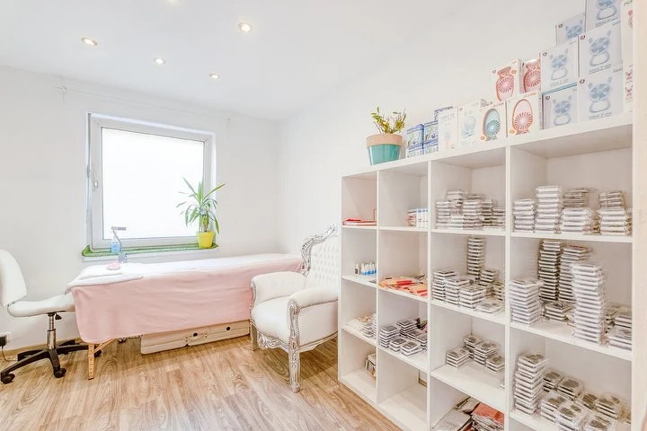 Mina - Nails und Lashes – Obergiesing, München