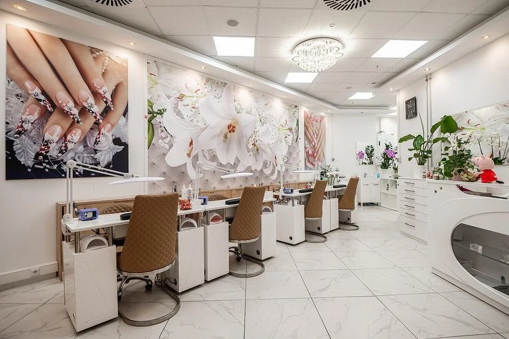Mom's Nails – Langenhorn, Hamburg