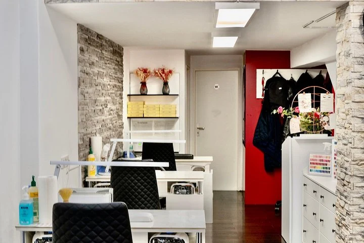 N.Y Nails & Lashes – Innenstadt, Frankfurt am Main