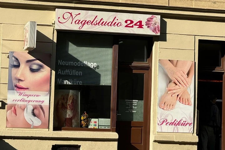 Nagelstudio 24 – Foto 1