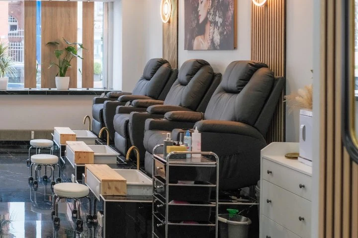 Nails 18 Lashes & Spa – Kaiserswerth, Düsseldorf