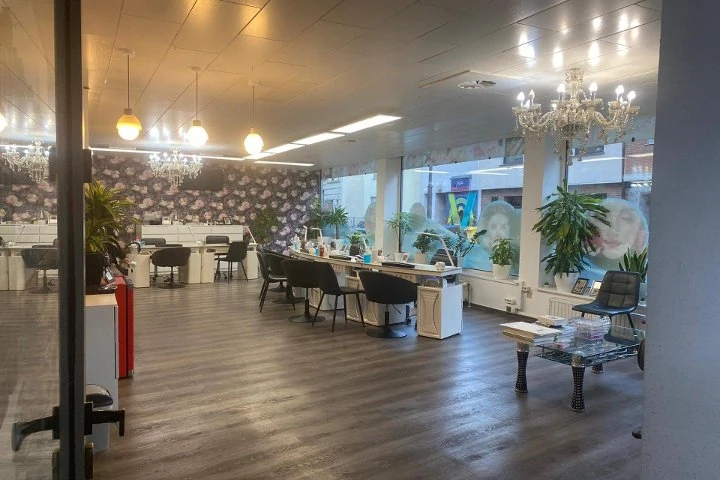 Nails 88 Nagelstudio – Brühl