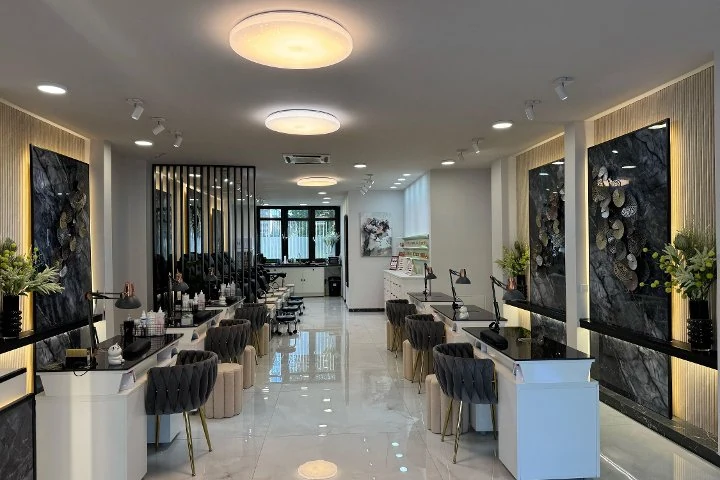Nails 98 Lashes & Spa – Meerbusch, Rheinland