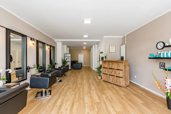 NBI Friseursalon – Foto 1