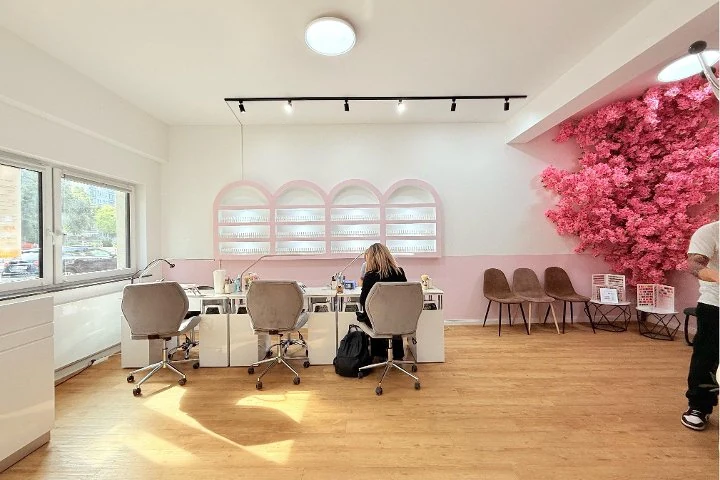 NM Nails & Beauty – Foto 1
