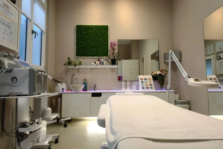 Paula Professional – Stadtmitte, Düsseldorf