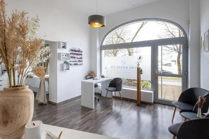 Pure Kosmetik – Brudermühlstraße, München