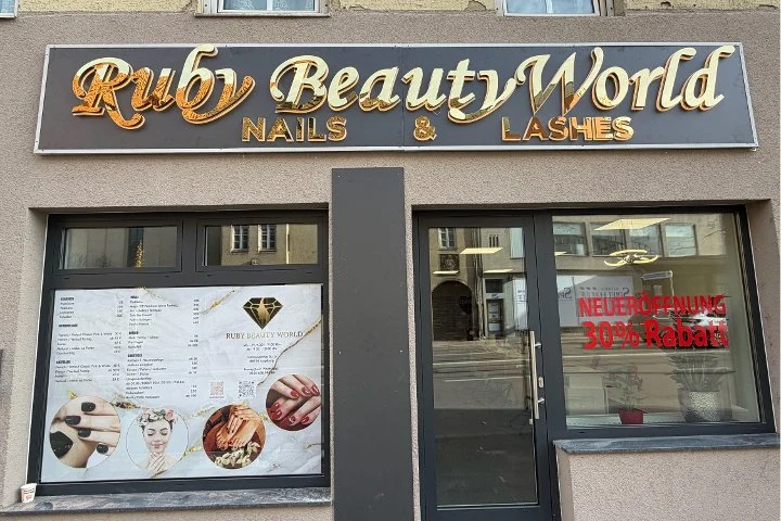 Ruby Beauty World – Oberhausen, Augsburg