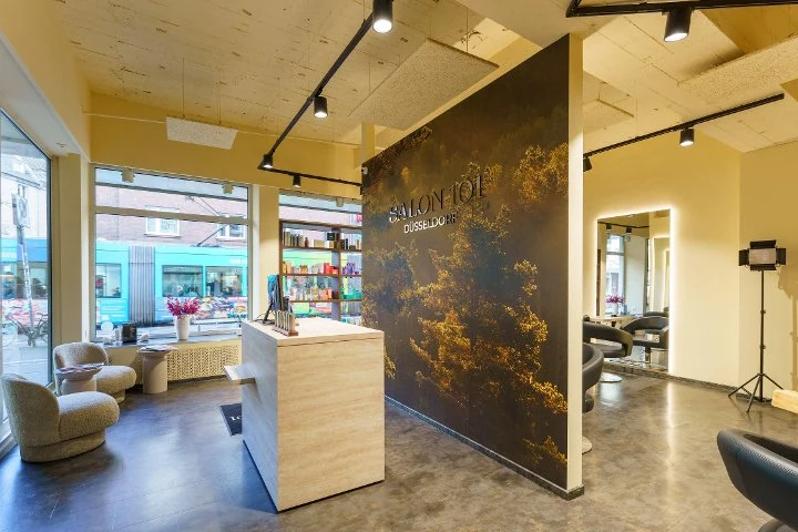 Salon 1o1 – Foto 1