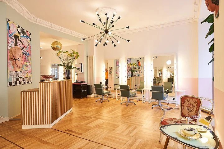 Salon Eduard – Foto 1