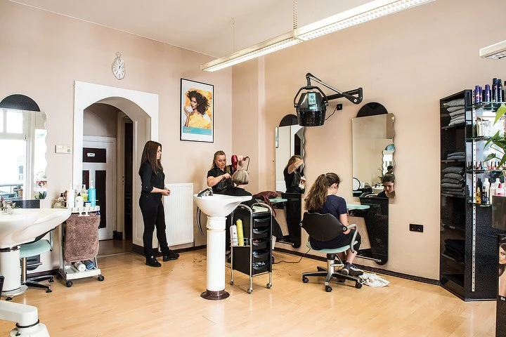 Salon Top-Line – Neukölln, Berlin