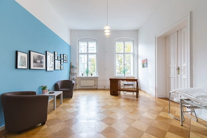 Skin 'n' Lash – Schöneberg, Berlin