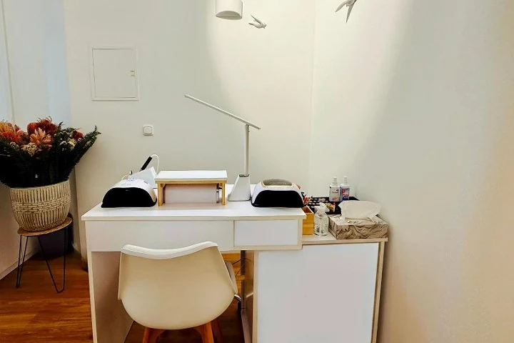 Tayebeh Nails bei Anis Beauty – Foto 1