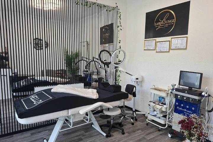 The Lash Lounge Beauty Salon – Sonnborn, Wuppertal