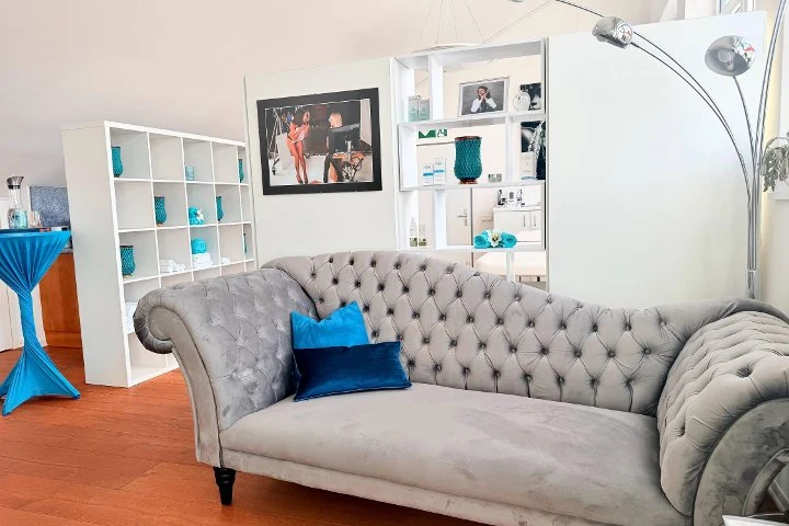 ZPC Beauty Atelier – Kissing, Bayern